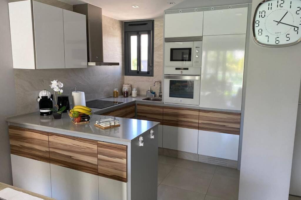 Luxury Penthouse Oasis Beach VIII Orihuela Costa Punta Prima Торевьиа Экстерьер фото