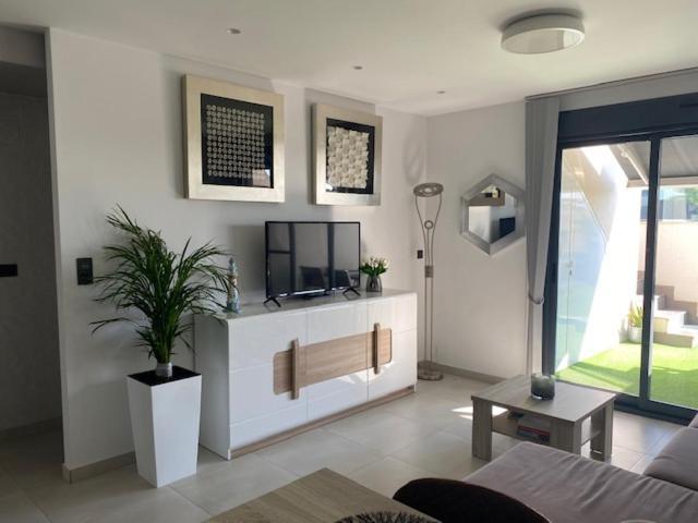 Luxury Penthouse Oasis Beach VIII Orihuela Costa Punta Prima Торевьиа Экстерьер фото